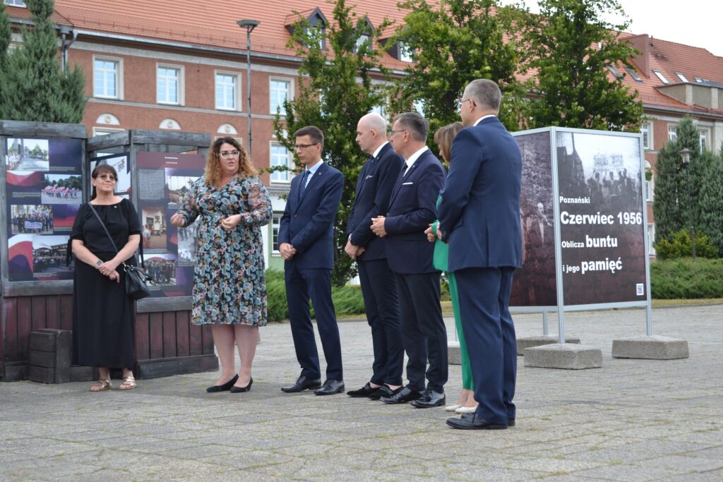 Wystawa Pozna Ski Czerwiec Zawita A Do Grodu Staszica Wielkopolskie Muzeum Niepodleg O Ci